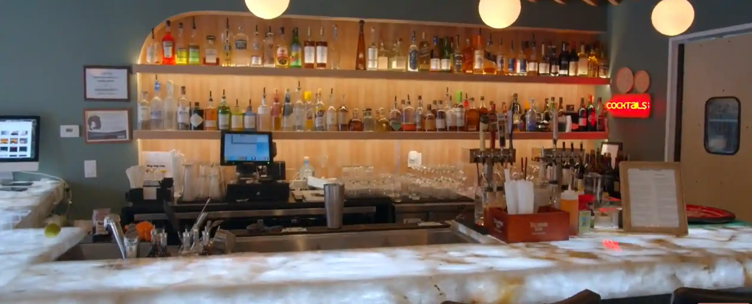 Sabor Unido New Jersey restaurant bar with Kobayashi station