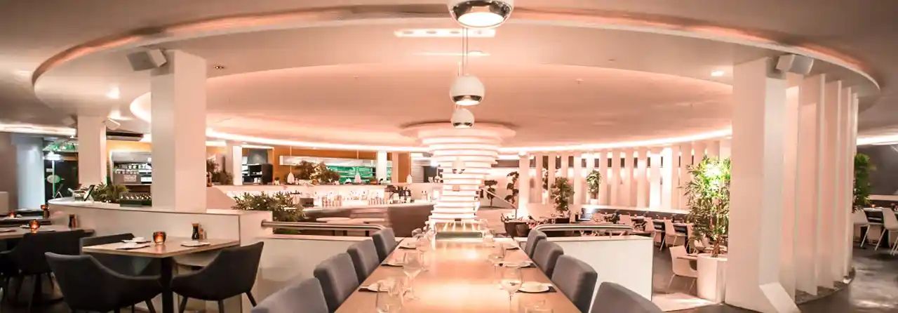 Shiki Sushi and Lounge interior in Rotterdam featuring Kobayashi bar station